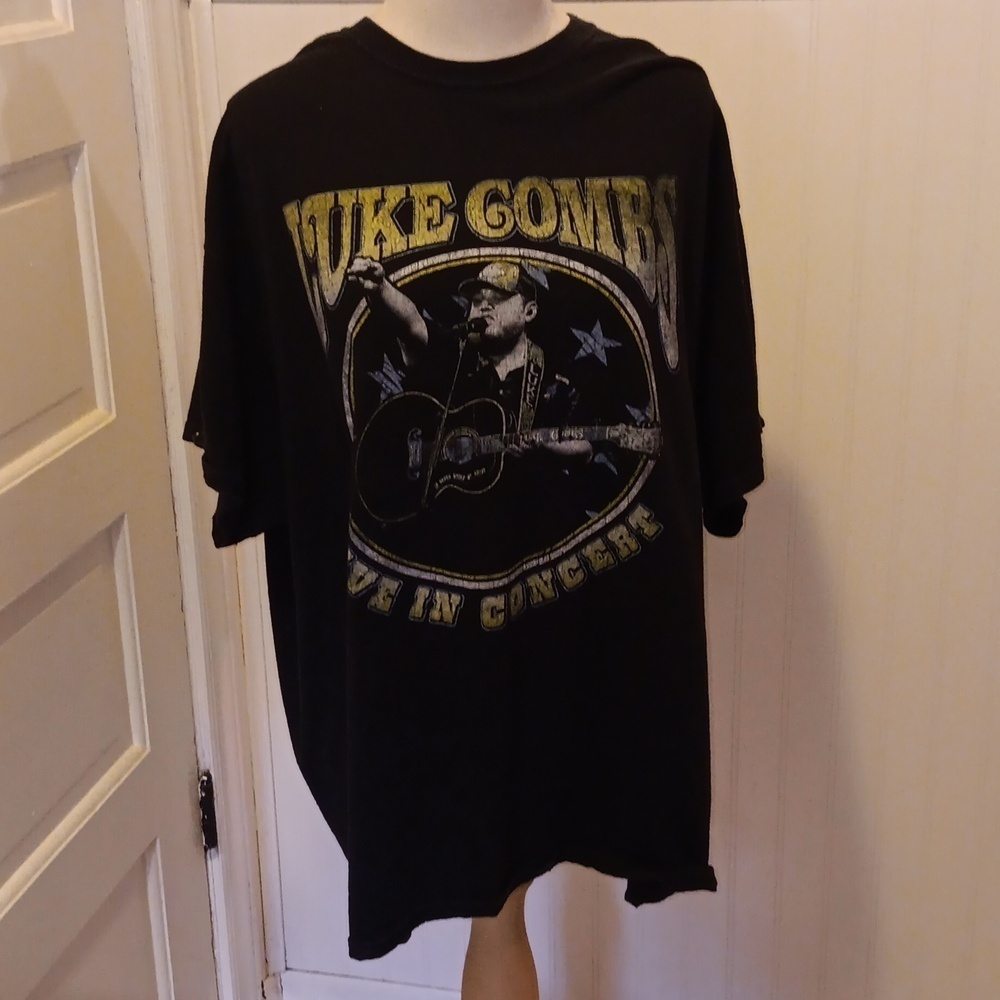 Luke Combs 2031 concert shirt